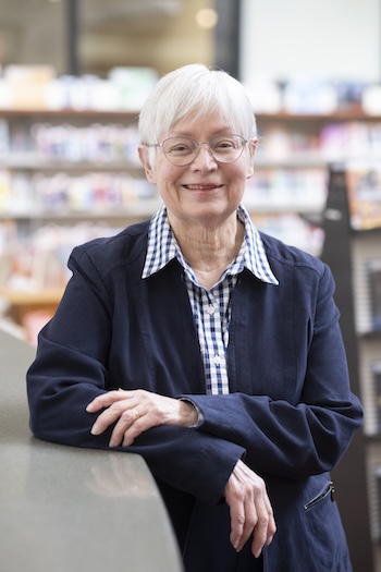 Ann Cavera Writer